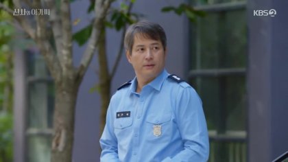 Кадр Джентльмен и юная леди