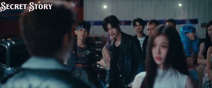 Кадр Двойной путь