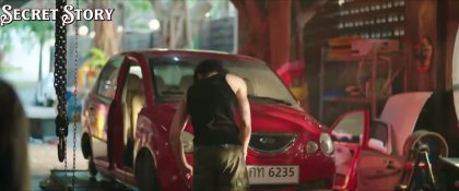 Кадр Двойной путь