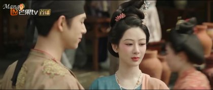 Кадр Цветущий пион