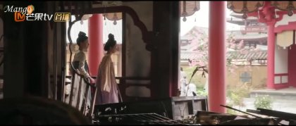 Кадр Цветущий пион