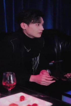 Кадр Спаси себя