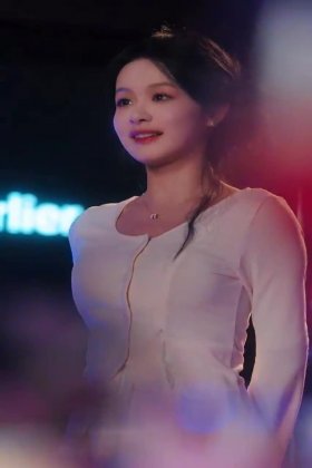 Кадр Спаси себя