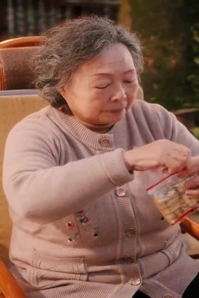 Кадр Спаси себя