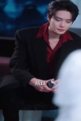 Кадр Спаси себя