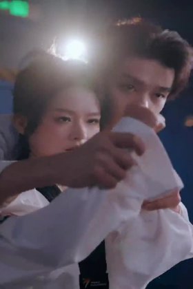 Кадр Спаси себя