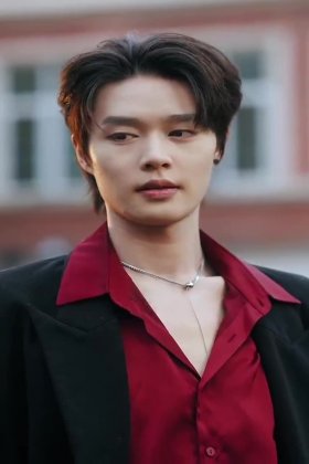 Кадр Спаси себя