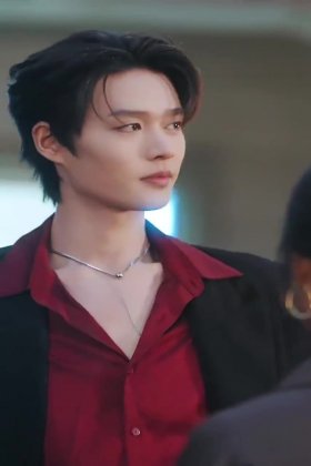 Кадр Спаси себя