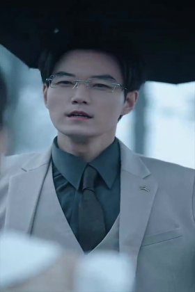 Кадр Спаси себя