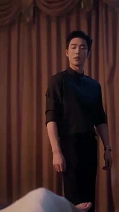 Кадр Разрывая ночь