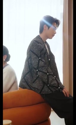 Кадр Шёпот прикосновений