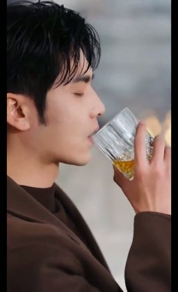 Кадр Шёпот прикосновений